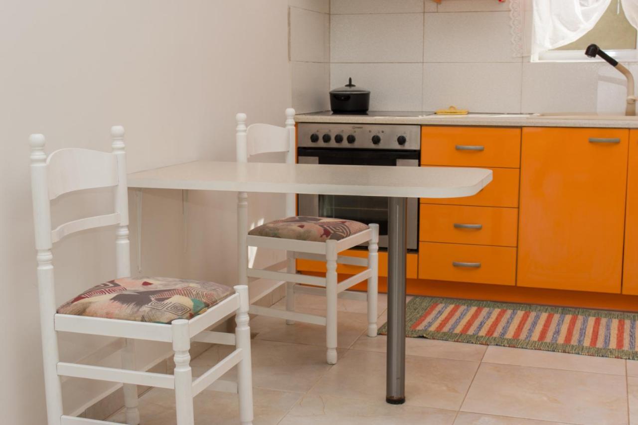 Doroufi Inn Koilás 외부 사진
